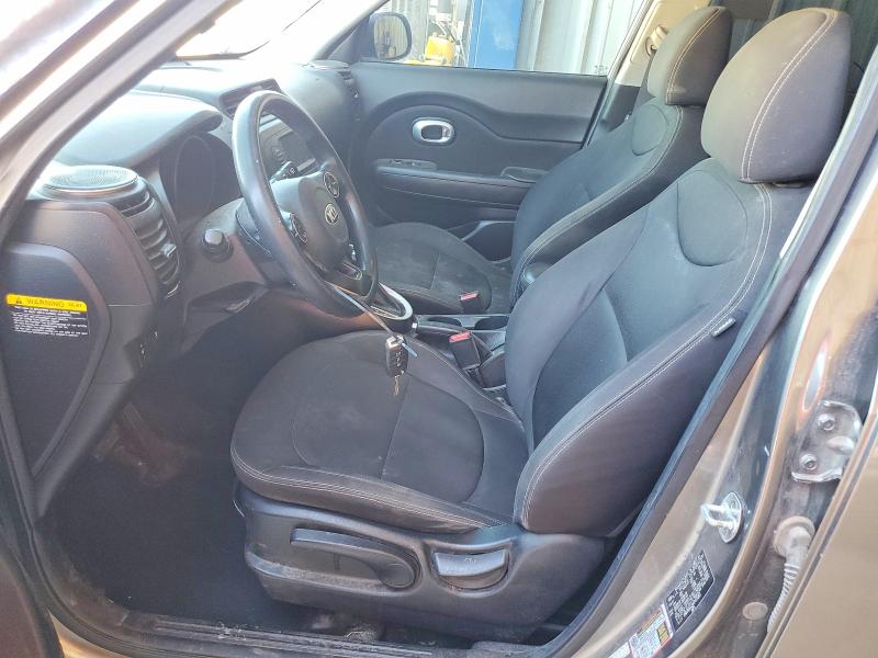 71304106 :رقم المزاد ، KNDJN2A29H7471262 vin ، 2017 Kia Soul مزاد بيع