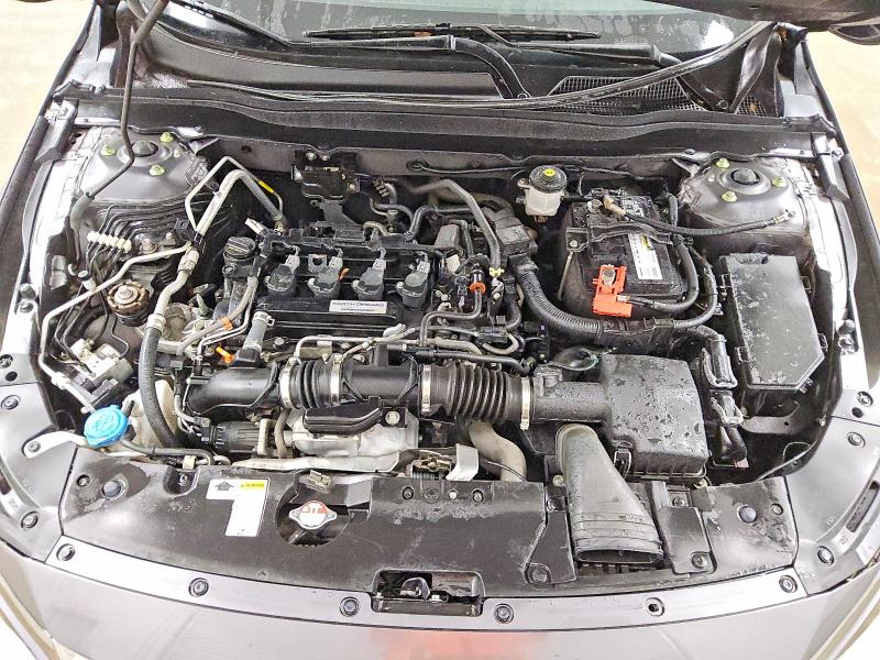 71643036 :رقم المزاد ، 1HGCV1F31LA104731 vin ، 2020 Honda Accord مزاد بيع