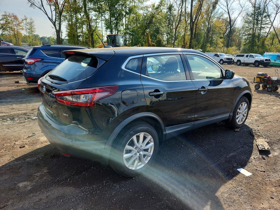 70786966 :رقم المزاد ، JN1BJ1AW4MW440517 vin ، 2021 Nissan Rogue Sport مزاد بيع