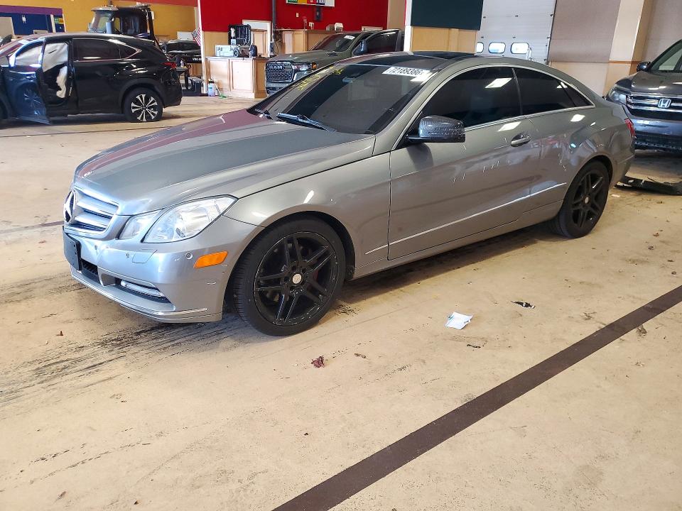 72189386 :رقم المزاد ، WDDKJ8JB3DF191426 vin ، 2013 Mercedes-benz E مزاد بيع