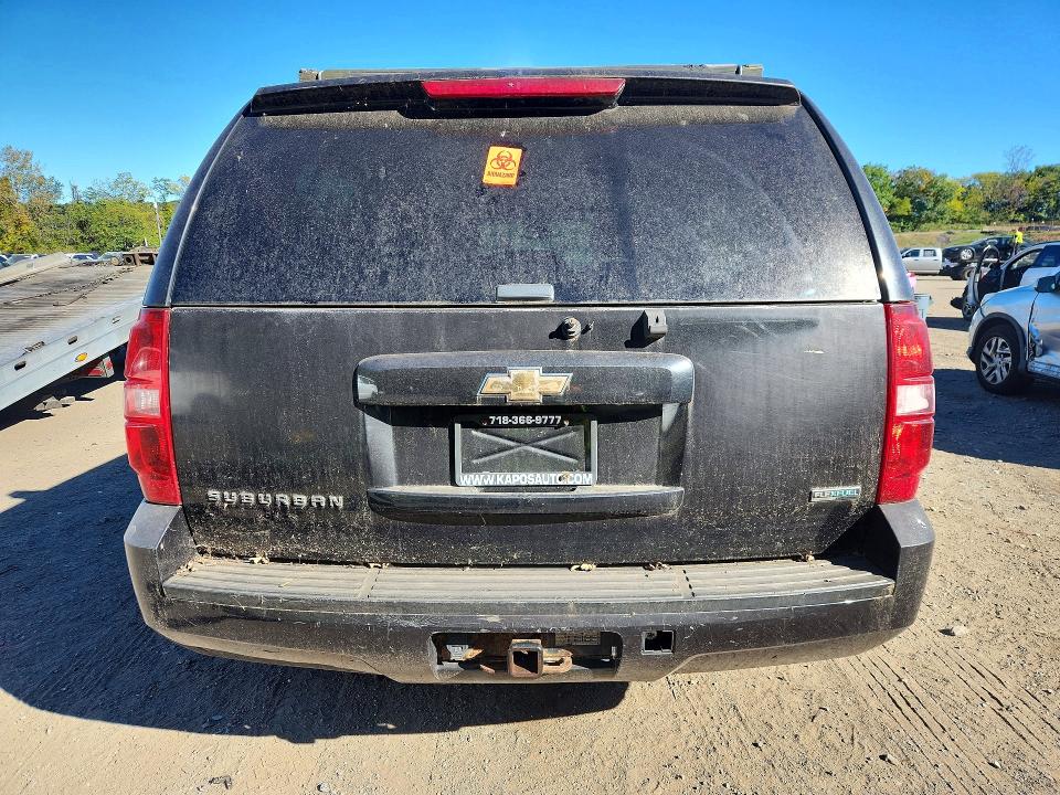 71925556 :رقم المزاد ، 1GNUKHE33AR215311 vin ، 2010 Chevrolet Suburban مزاد بيع