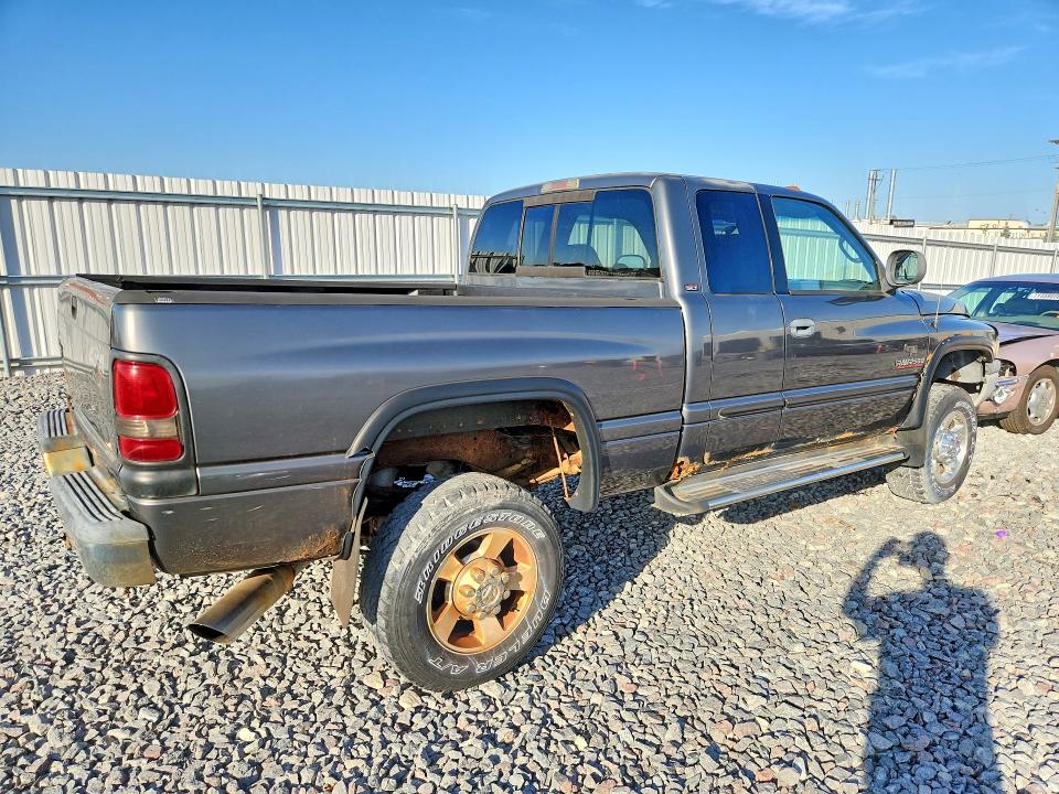 Продаж на аукціоні авто 2002 Dodge Ram 2500, vin: 3B7KF23672M215197, номер лоту: 71913006