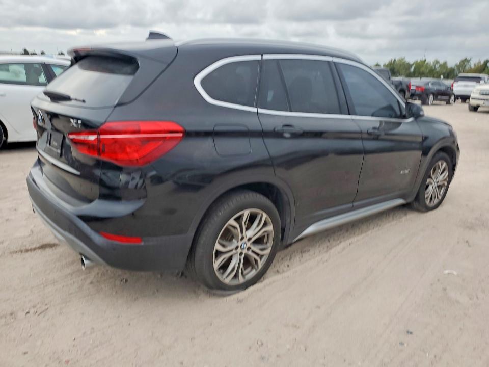 71418116 :رقم المزاد ، WBXHT3Z30H4A53655 vin ، 2017 Bmw X1 مزاد بيع