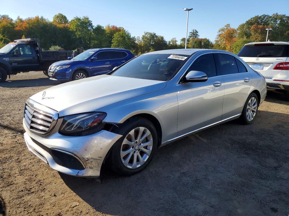 Продажа на аукционе авто 2017 Mercedes-benz E, vin: WDDZF4KBXHA215313, номер лота: 72386696
