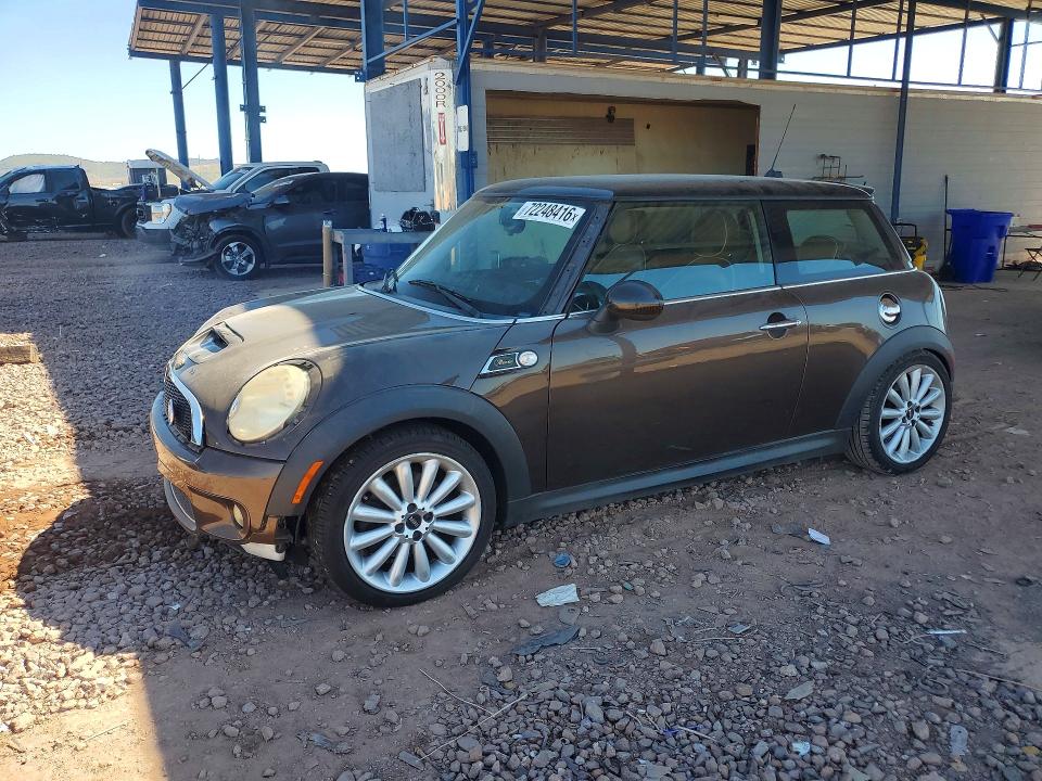 2010 Mini Cooper მანქანა იყიდება აუქციონზე, vin: WMWMF7C57ATX45129, აუქციონის ნომერი: 72248416