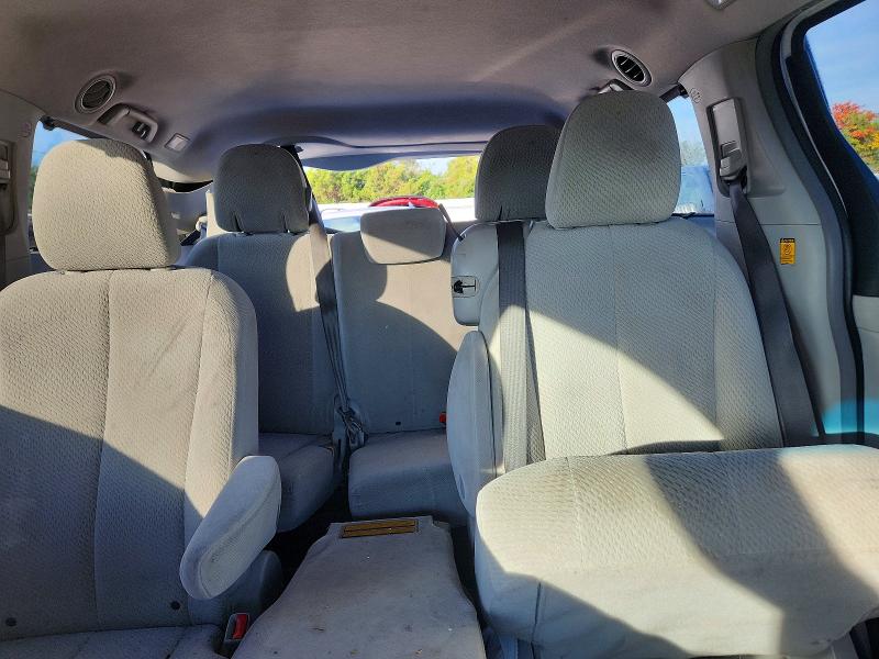 Aukcja sprzedaży 2011 Toyota Sienna, vin: 5TDKK3DC0BS122995, numer aukcji: 69945006