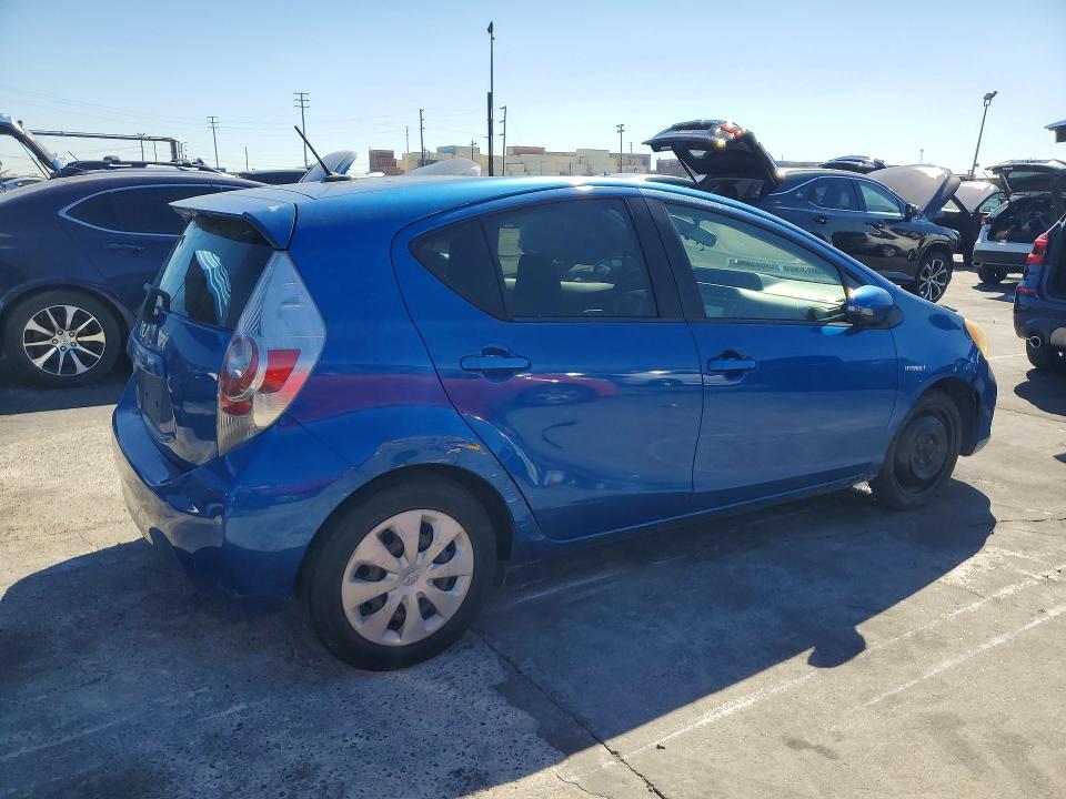 Продаж на аукціоні авто 2013 Toyota Prius C, vin: JTDKDTB38D1535079, номер лоту: 71393766