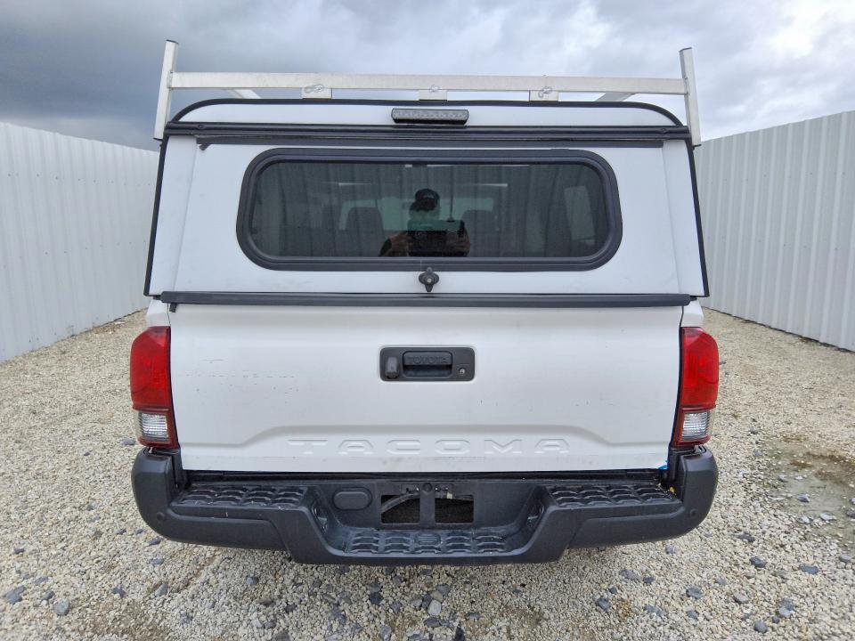 2022 Toyota Tacoma მანქანა იყიდება აუქციონზე, vin: 3TYRX5GN2NT057231, აუქციონის ნომერი: 70744016