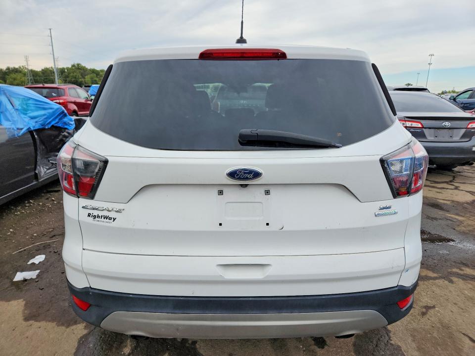 Продаж на аукціоні авто 2017 Ford Escape, vin: 1FMCU0GD2HUB51450, номер лоту: 71486476