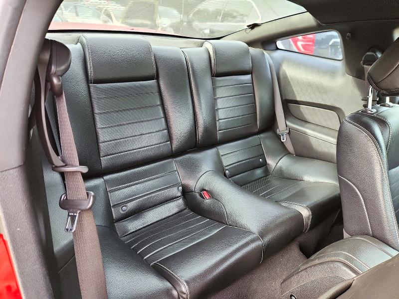 72442436 :رقم المزاد ، 1ZVBP8AN1A5123224 vin ، 2010 Ford Mustang مزاد بيع