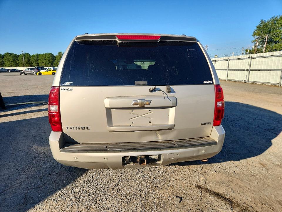 72000556 :رقم المزاد ، 1GNFC13078R153282 vin ، 2008 Chevrolet Tahoe مزاد بيع