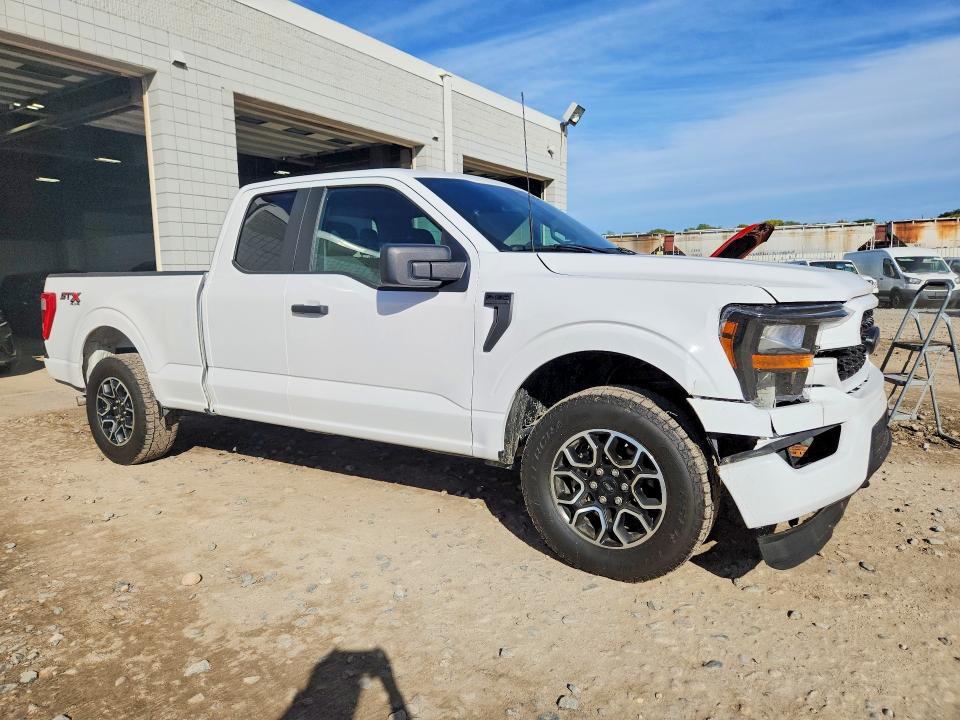 71537246 :رقم المزاد ، 1FTEX1EP6PKE55821 vin ، 2023 Ford F150 مزاد بيع
