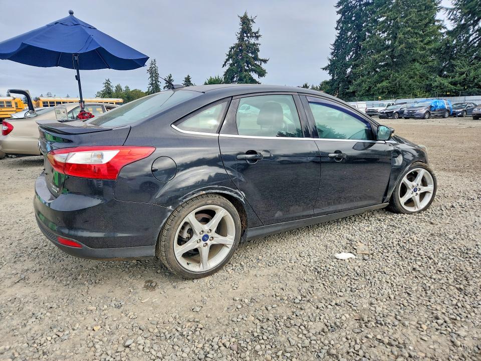2013 Ford Focus მანქანა იყიდება აუქციონზე, vin: 1FADP3J23DL249675, აუქციონის ნომერი: 71461246