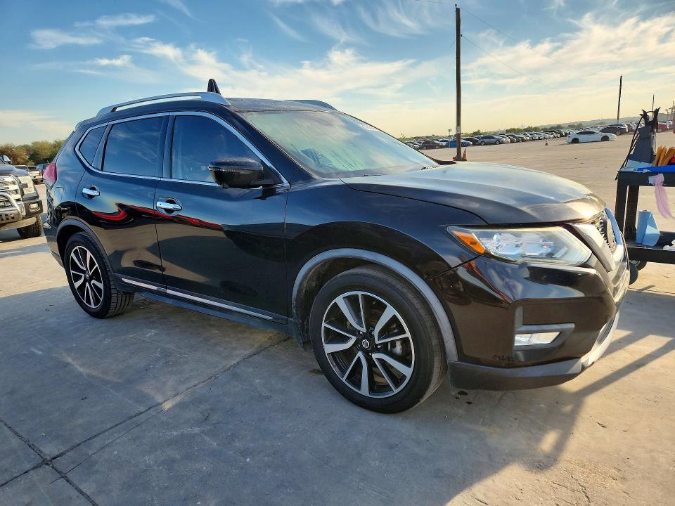 Продажа на аукционе авто 2018 Nissan Rogue, vin: JN8AT2MT4JW490229, номер лота: 72424996