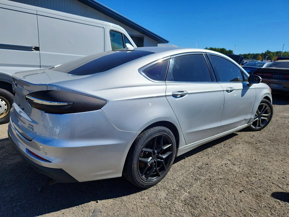 2019 Ford Fusion მანქანა იყიდება აუქციონზე, vin: 3FA6P0CDXKR140327, აუქციონის ნომერი: 71940696
