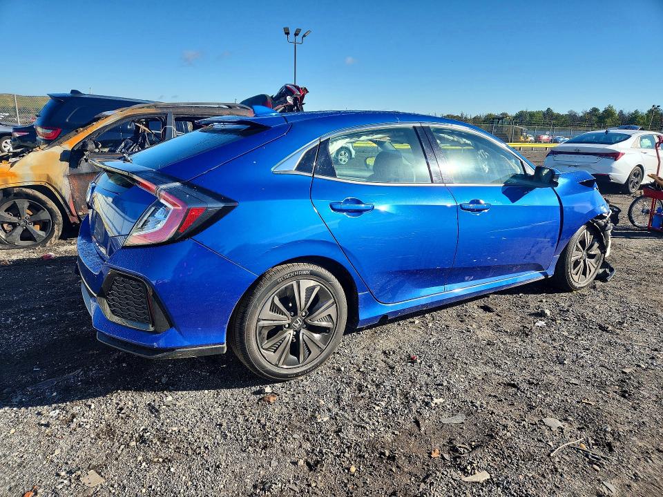 2018 Honda Civic მანქანა იყიდება აუქციონზე, vin: SHHFK7H55JU410565, აუქციონის ნომერი: 71740006