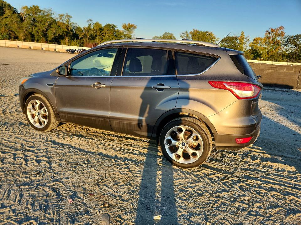 71552856 :رقم المزاد ، 1FMCU0J90EUD51467 vin ، 2014 Ford Escape مزاد بيع