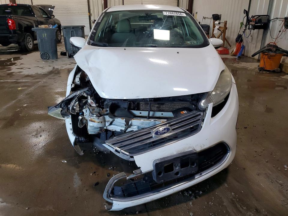 2013 Ford Fiesta მანქანა იყიდება აუქციონზე, vin: 3FADP4BJXDM103431, აუქციონის ნომერი: 71882856