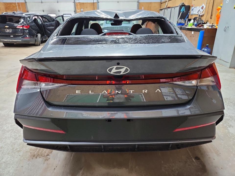 Продажа на аукционе авто 2026 Hyundai Elantra, vin: KMHLM4DG8TU233066, номер лота: 71659516