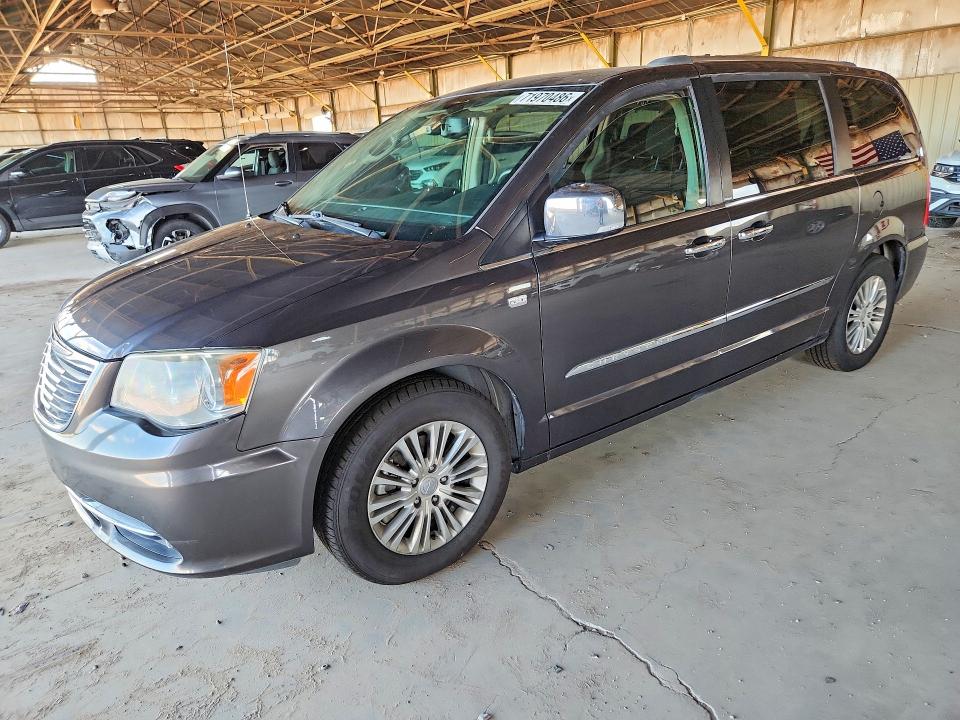 2014 Chrysler Town & Country მანქანა იყიდება აუქციონზე, vin: 2C4RC1CGXER239629, აუქციონის ნომერი: 71970486