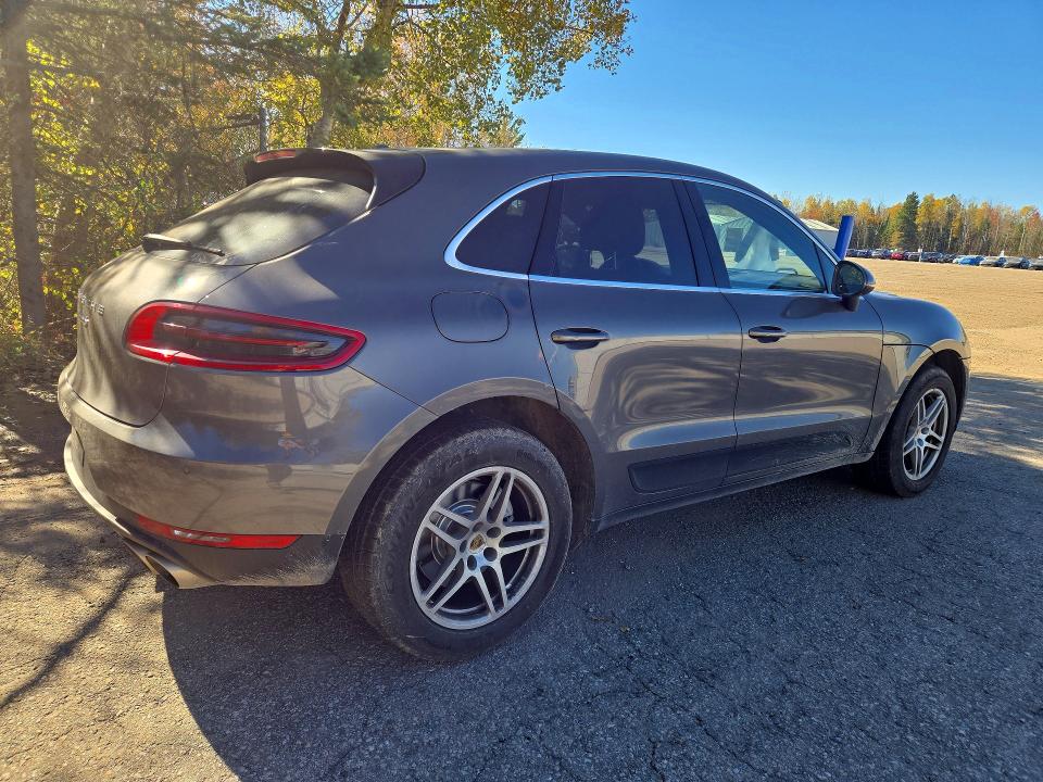 Aukcja sprzedaży 2015 Porsche Macan, vin: WP1AB2A57FLB70947, numer aukcji: 73613456