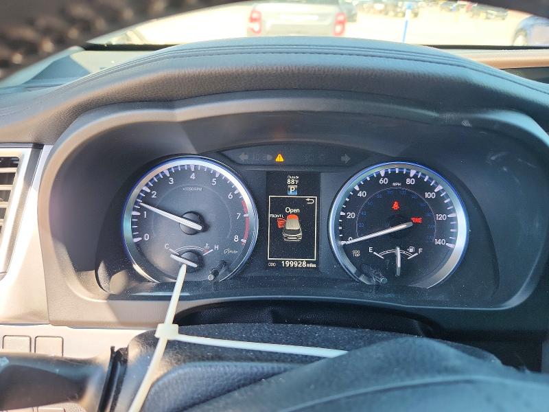 71844566 :رقم المزاد ، 5TDKKRFH0GS135751 vin ، 2016 Toyota Highlander مزاد بيع