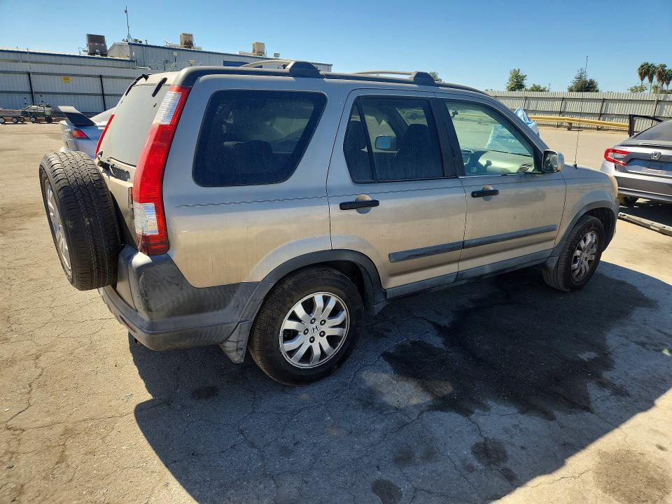 Продажа на аукционе авто 2005 Honda Cr-v, vin: SHSRD78815U328057, номер лота: 70838246