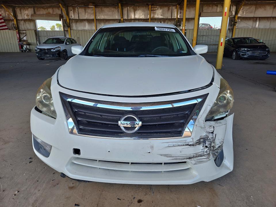 2013 Nissan Altima მანქანა იყიდება აუქციონზე, vin: 1N4AL3AP9DN527025, აუქციონის ნომერი: 70697796
