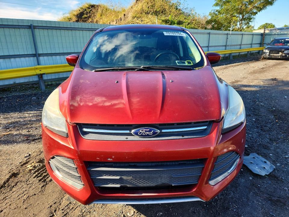 70780786 :رقم المزاد ، 1FMCU9GX3EUE05810 vin ، 2014 Ford Escape مزاد بيع