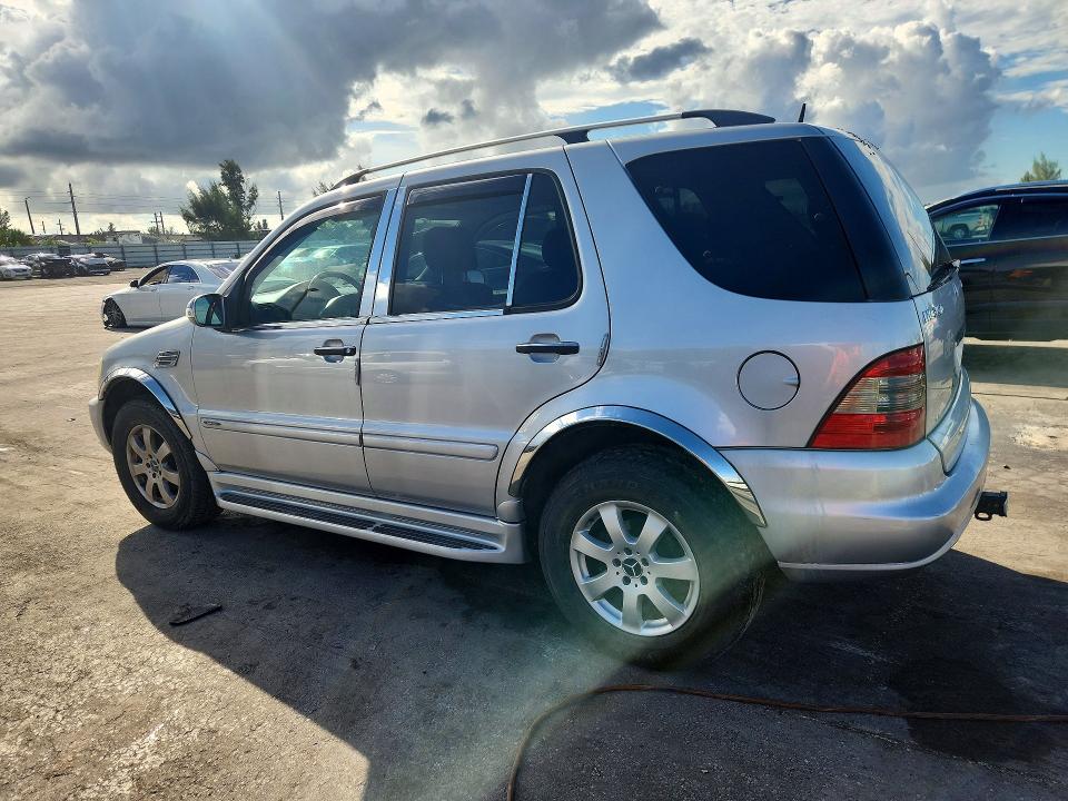 2005 Mercedes-benz Ml მანქანა იყიდება აუქციონზე, vin: 4JGAB57EX5A539431, აუქციონის ნომერი: 71916186