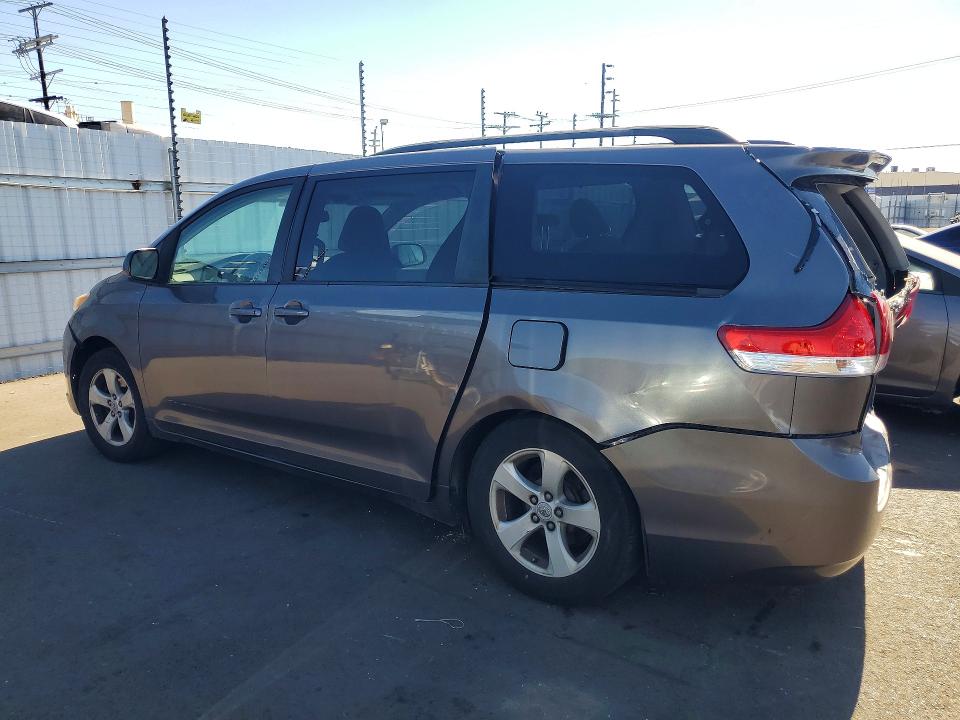 Aukcja sprzedaży 2011 Toyota Sienna, vin: 5TDKK3DC1BS046431, numer aukcji: 71466246