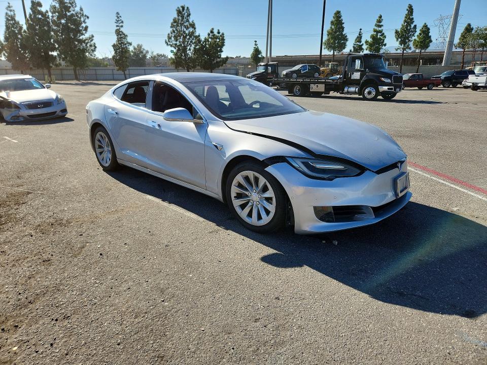 Aukcja sprzedaży 2016 Tesla Model S, vin: 5YJSA1E16GF166659, numer aukcji: 70543476