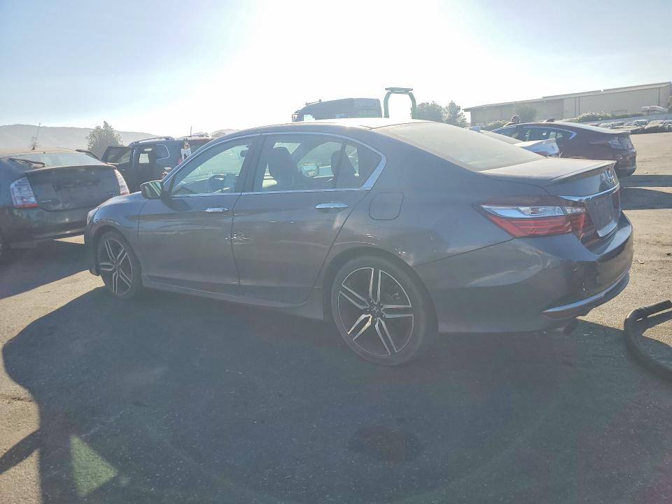 2017 Honda Accord მანქანა იყიდება აუქციონზე, vin: 1HGCR2F14HA286926, აუქციონის ნომერი: 71259776
