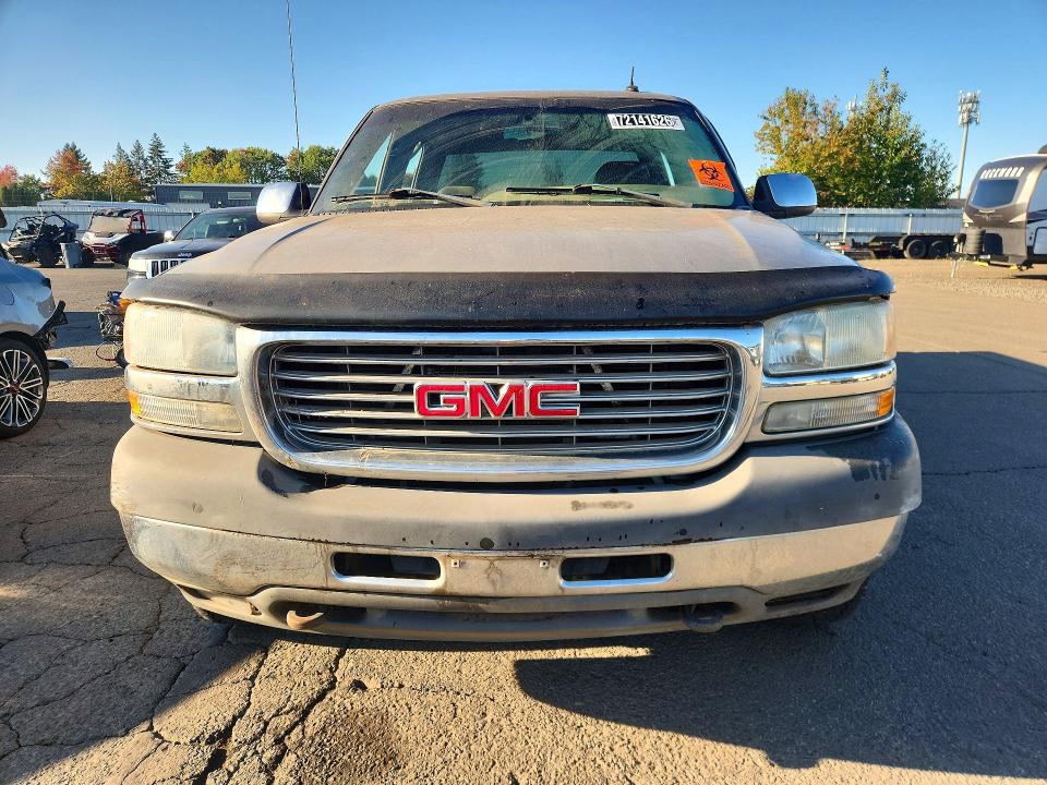 72141626 :رقم المزاد ، 1GTHK23G32F224591 vin ، 2002 Gmc Sierra مزاد بيع