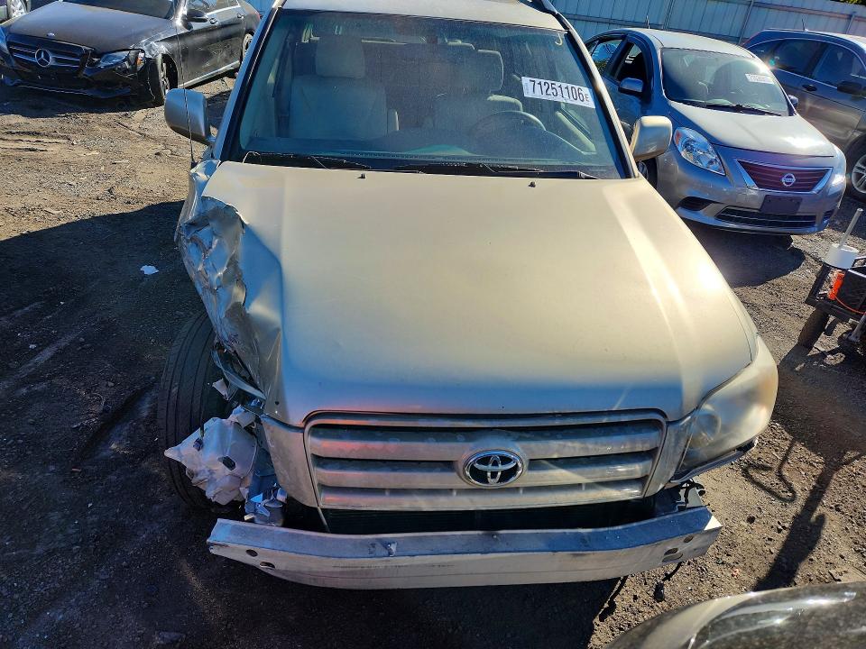 2005 Toyota Highlander მანქანა იყიდება აუქციონზე, vin: JTEEP21A350135349, აუქციონის ნომერი: 71251106