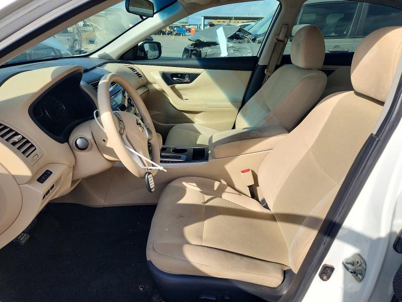 2015 Nissan Altima მანქანა იყიდება აუქციონზე, vin: 1N4AL3AP2FN340406, აუქციონის ნომერი: 72373176