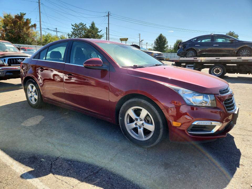 72088256 :رقم المزاد ، 1G1PC5SB6F7175203 vin ، 2015 Chevrolet Cruze مزاد بيع
