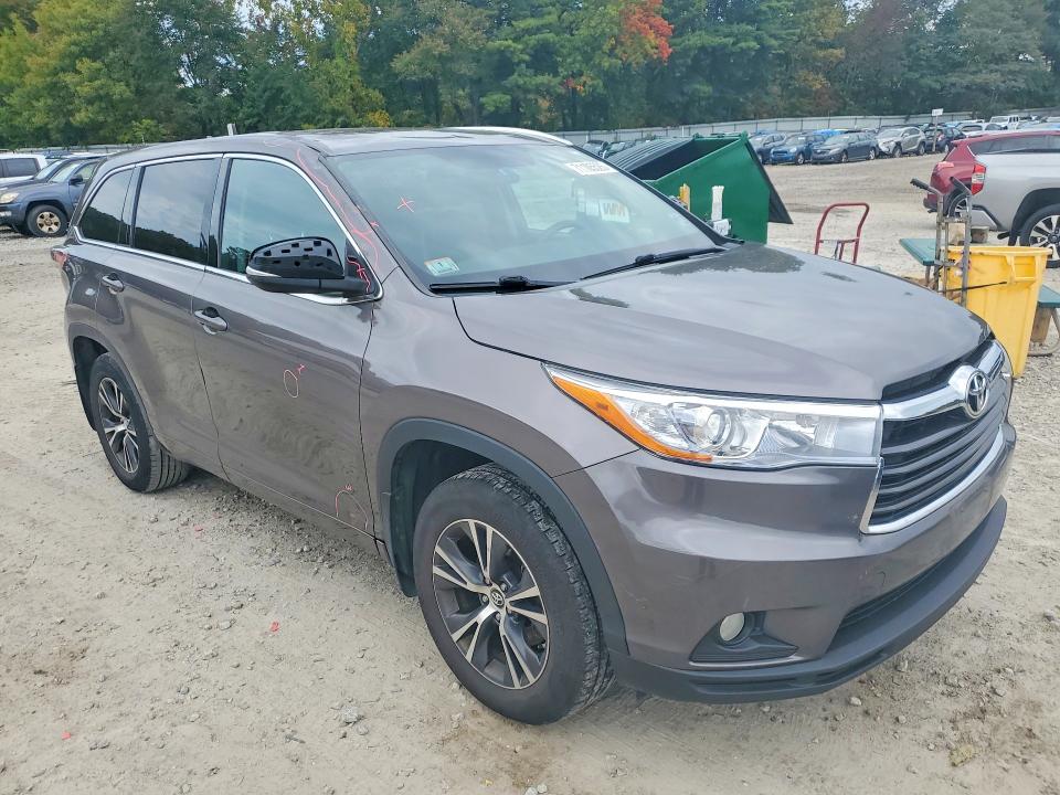 Auction sale of the 2016 Toyota Highlander, vin: 5TDJKRFH7GS291572, lot number: 71105526