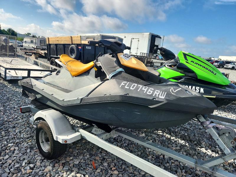 Auction sale of the 2018 Sea-doo Spark, vin: YDV88392E818, lot number: 63550296