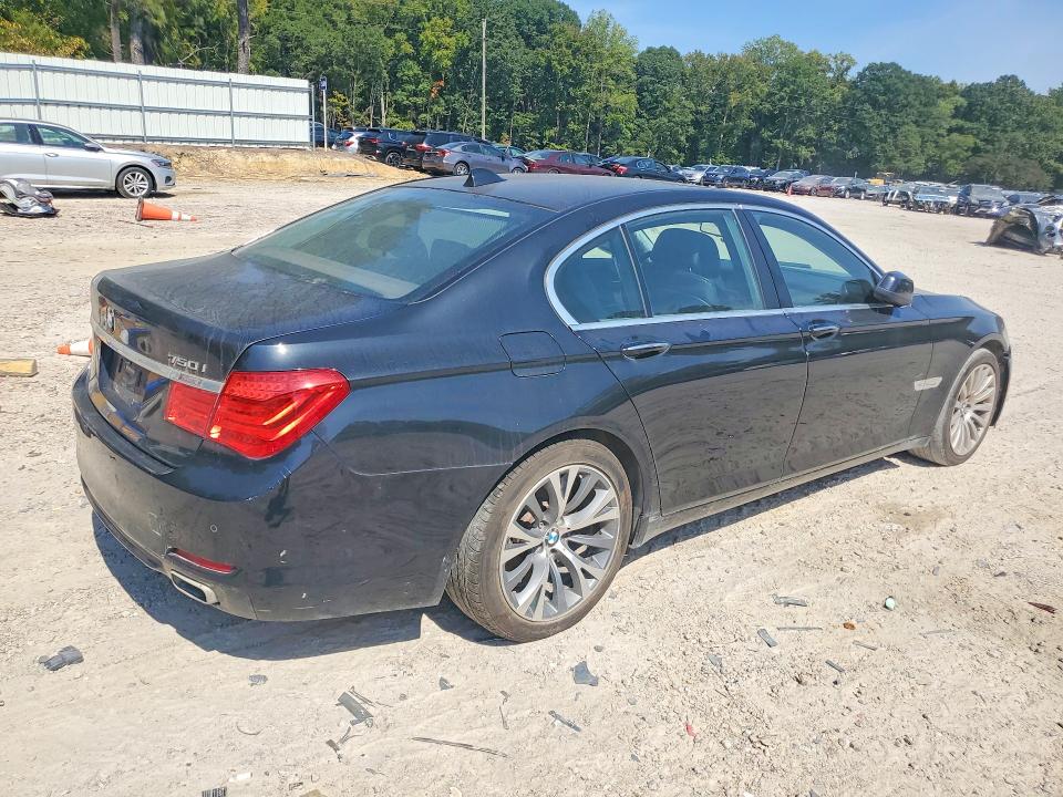 71047786 :رقم المزاد ، WBAKC6C5XCC395587 vin ، 2012 Bmw 750 مزاد بيع