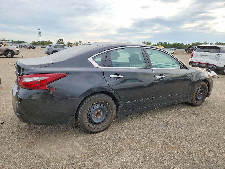 Продажа на аукционе авто 2018 Nissan Altima, vin: 1N4AL3AP5JC105518, номер лота: 71195906