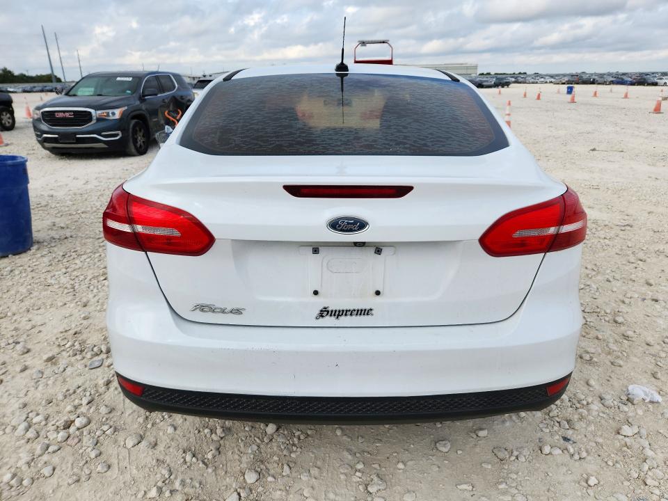 Продажа на аукционе авто 2018 Ford Focus, vin: 1FADP3E24JL277426, номер лота: 72750206