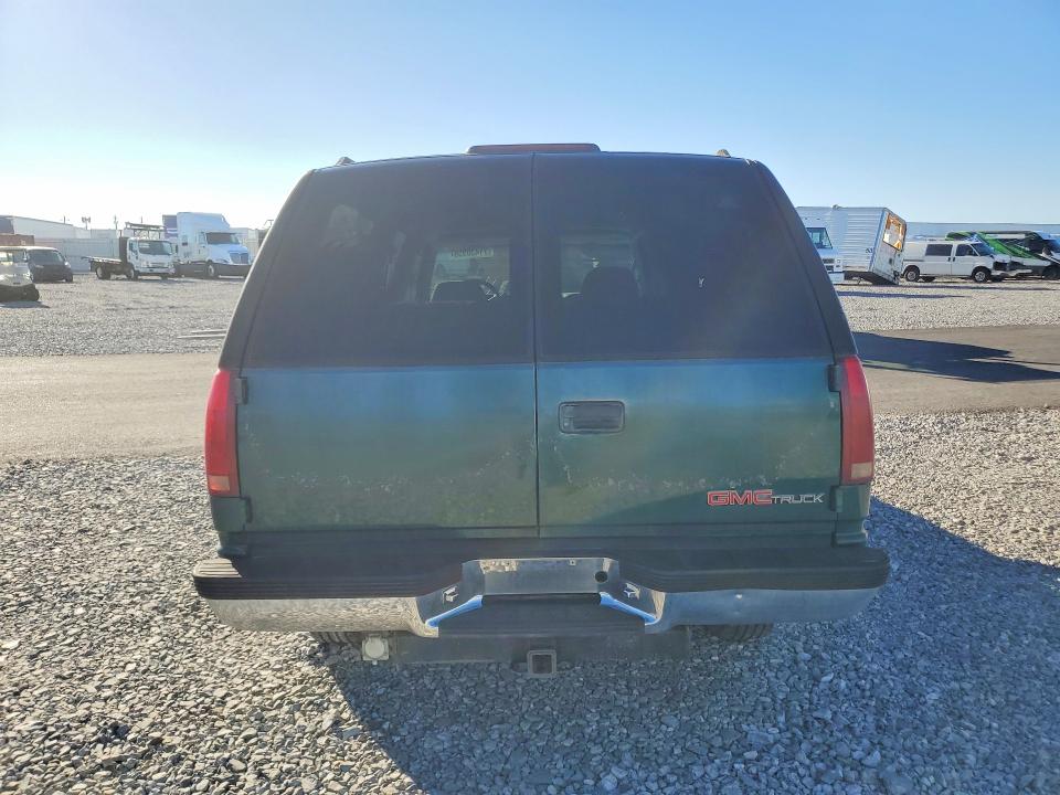 71430956 :رقم المزاد ، 3GKGK26J9VG500489 vin ، 1997 Gmc Suburban مزاد بيع