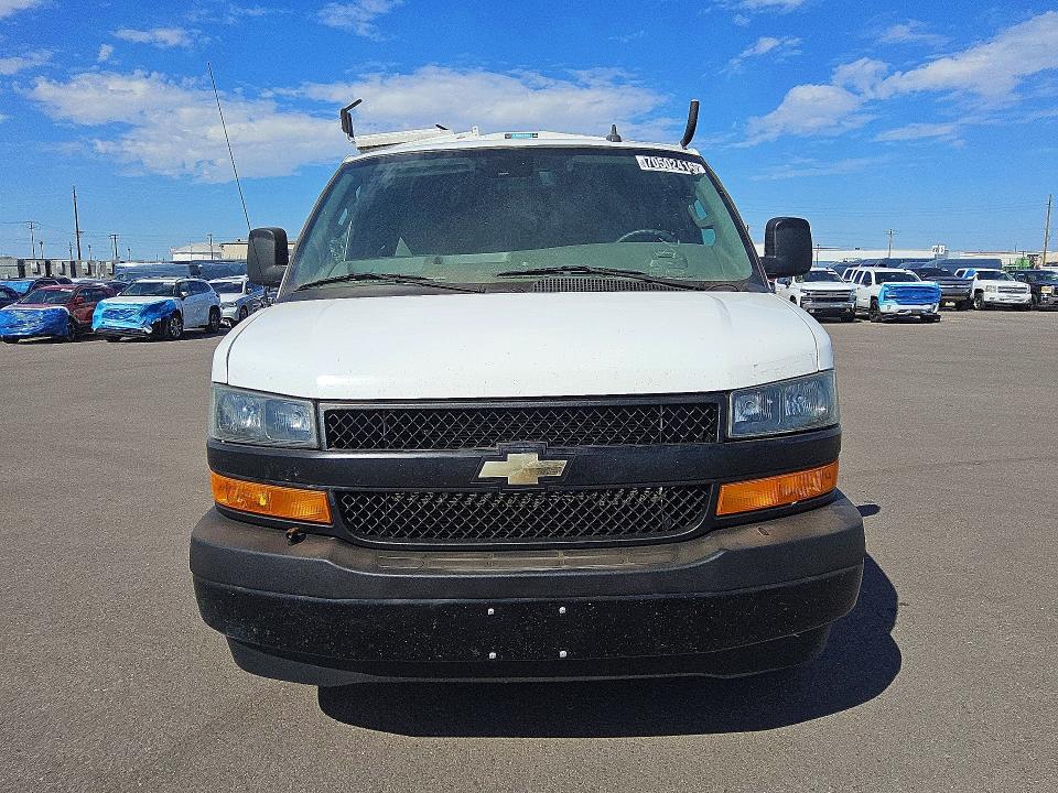 2020 Chevrolet Express G2500 მანქანა იყიდება აუქციონზე, vin: 1GCWGAFP2L1262729, აუქციონის ნომერი: 70502416