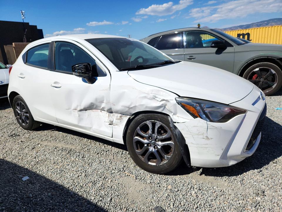 2020 Toyota Yaris Hatchback მანქანა იყიდება აუქციონზე, vin: 3MYDLBJV7LY700317, აუქციონის ნომერი: 71601266
