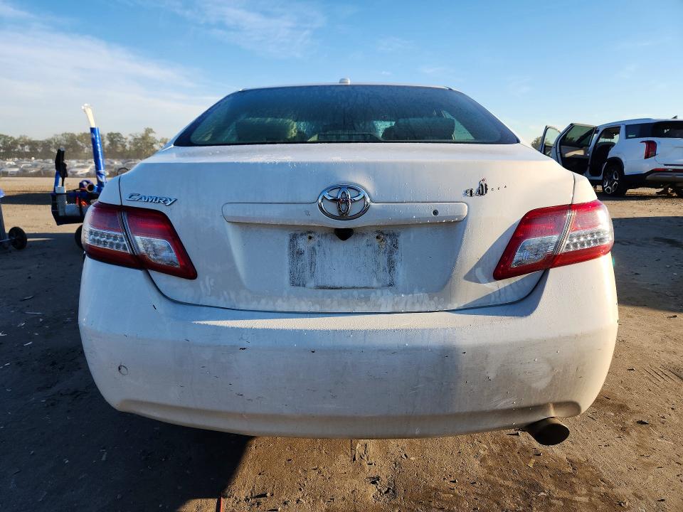 2010 Toyota Camry მანქანა იყიდება აუქციონზე, vin: 4T1BF3EK3AU523022, აუქციონის ნომერი: 71437236