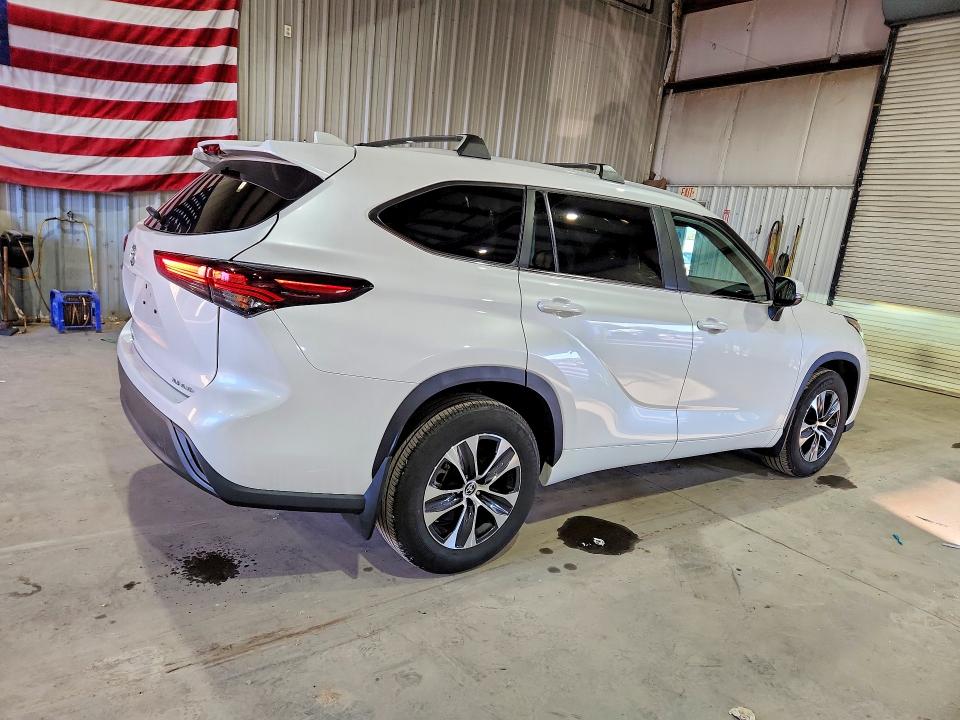 2025 Toyota Highlander მანქანა იყიდება აუქციონზე, vin: 5TDKDRBH4SS586870, აუქციონის ნომერი: 71976786