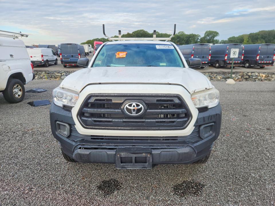 Auction sale of the 2017 Toyota Tacoma, vin: 5TFRX5GN1HX088237, lot number: 68024276