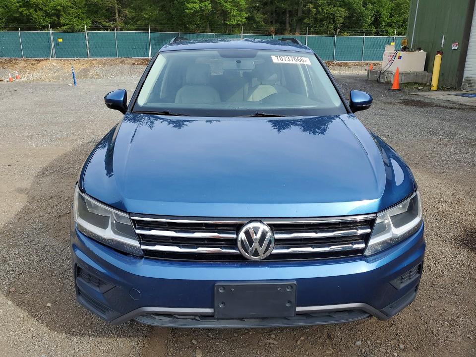 Продажа на аукционе авто 2020 Volkswagen Tiguan, vin: 3VV1B7AX3LM059758, номер лота: 70737666