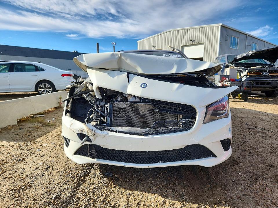 2014 Mercedes-benz Cla მანქანა იყიდება აუქციონზე, vin: WDDSJ4GB3EN103157, აუქციონის ნომერი: 72552136